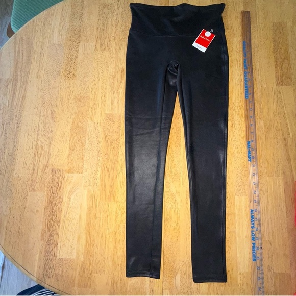SPANX Black Faux Leather Leggings Petite Medium New - Picture 11 of 11
